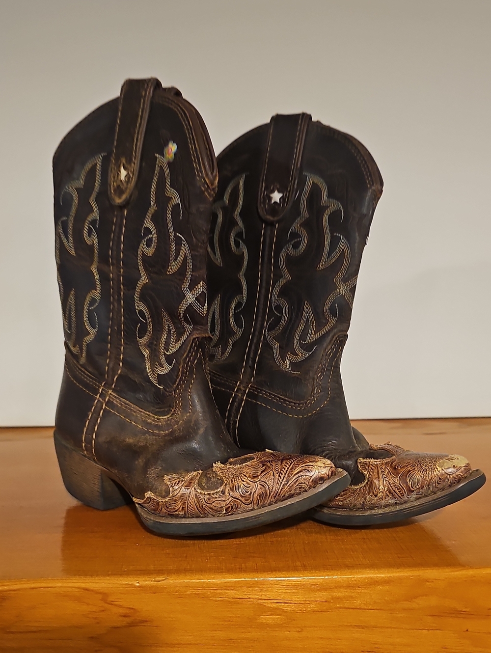 Tony Lama Little Kids Brown Leather Wingtip Cowboy Boots  Style LL301
